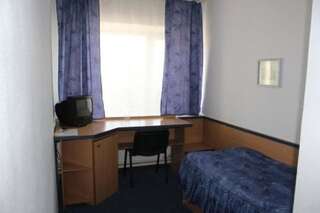 Отель Zhovtnevyi Винница Бюджетный одноместный номер-4