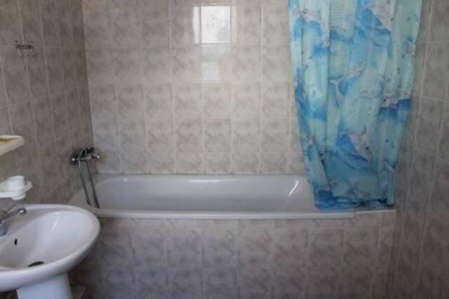 Отель Zhovtnevyi Винница-18