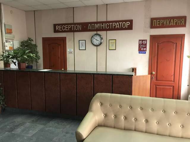 Отель Zhovtnevyi Винница-10